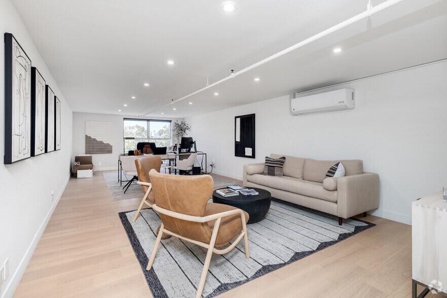 More Photos Of 1617 Broadway, Santa Monica Loft Creative Space For Sale