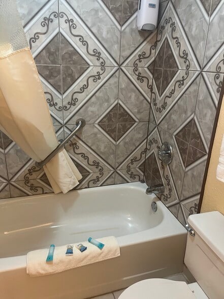 More Photos Of 1700 2nd Ave NW, Stewartville Hotel For Sale