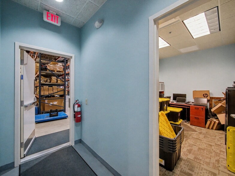 More Photos Of 6861 Garden Rd, Riviera Beach Warehouse For Sale