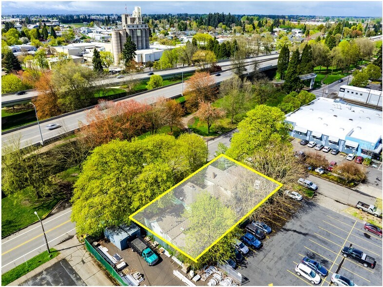 Primary Photo Of 490 W 4th Ave, Eugene Apartments For Sale