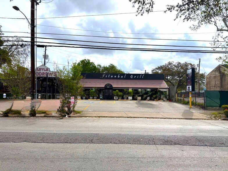 Primary Photo Of 5613 Morningside Dr, Houston Freestanding For Lease