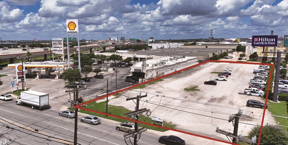More Photos Of 8519 Broadway, San Antonio Land For Sale