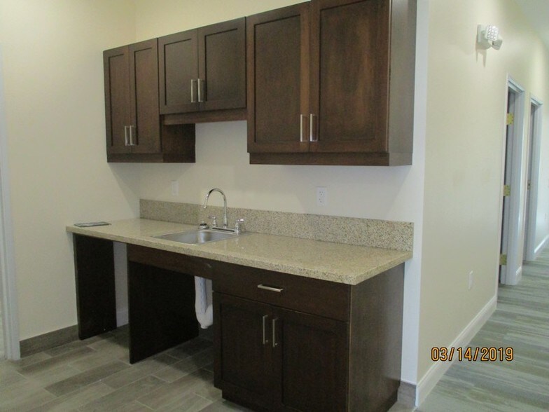 More Photos Of 122 Canal St, Pooler Medical For Lease