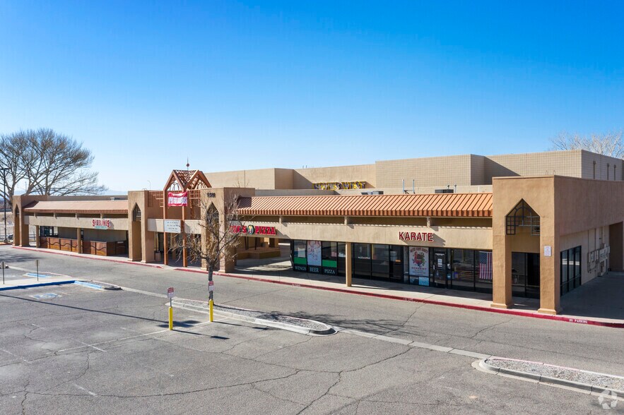 More Photos Of 9301 Coors Blvd NW, Albuquerque Unknown For Lease
