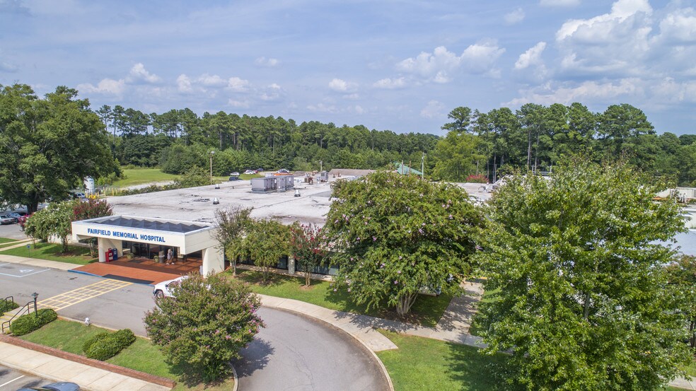 More Photos Of 102 Us 321 Byp, Winnsboro Hospital For Sale
