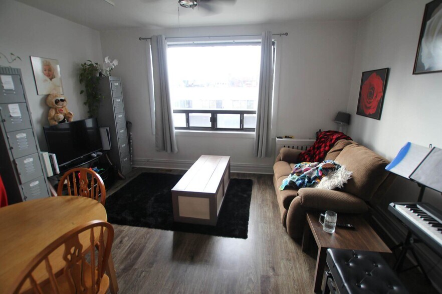 More Photos Of 58 Cedar St, Sudbury Storefront Retail Residential For Sale