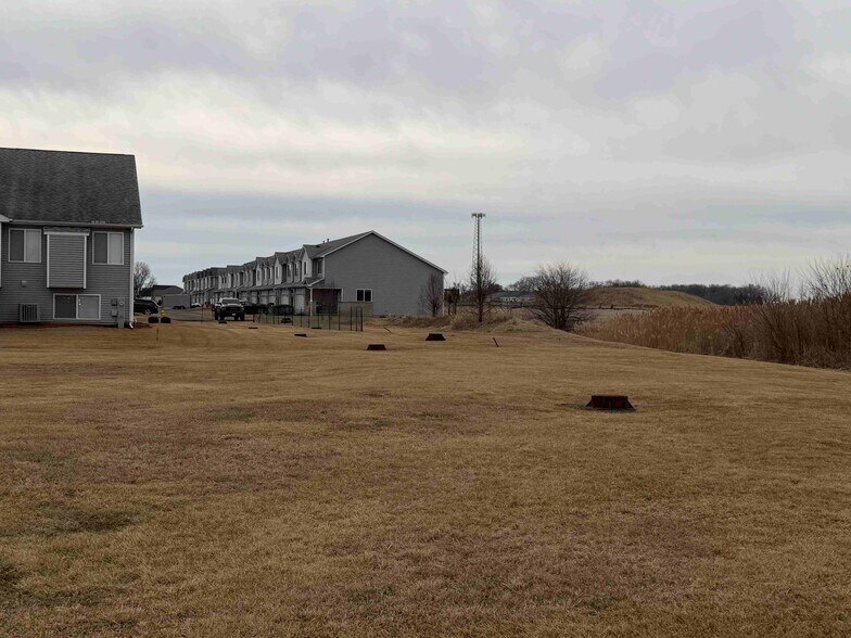 More Photos Of 1863 Waters Edge Dr, Minooka Land For Sale