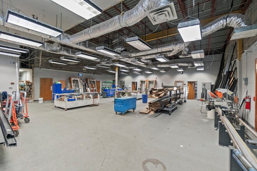 More Photos Of 6 Raritan Rd, Oakland Warehouse For Sale