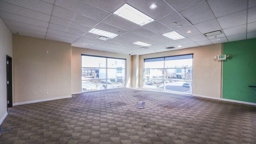 More Photos Of 2848 Columbia St, Torrance Light Manufacturing For Lease