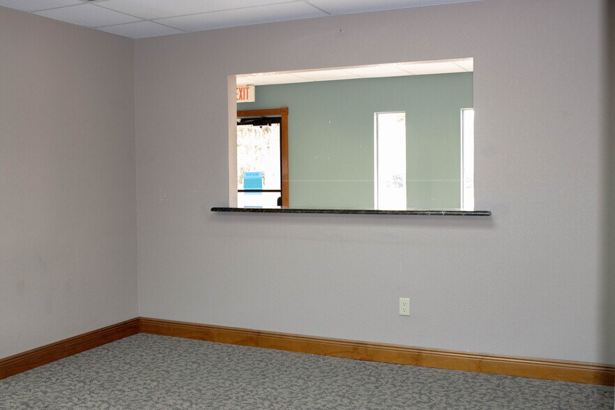 More Photos Of 5023-5047 Central Ave, Saint Petersburg Medical For Sale