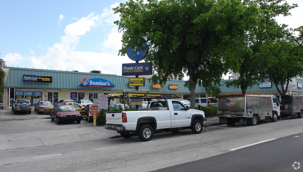 More Photos Of 441-455 SW 8th St, Miami Storefront Retail Office For Sale