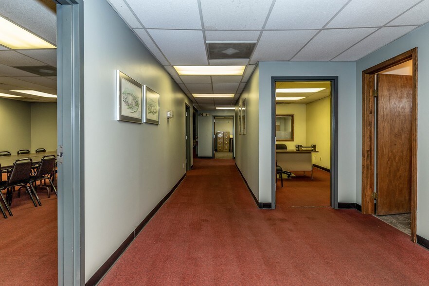 More Photos Of 283 N Main St, Fredericktown Industrial For Sale