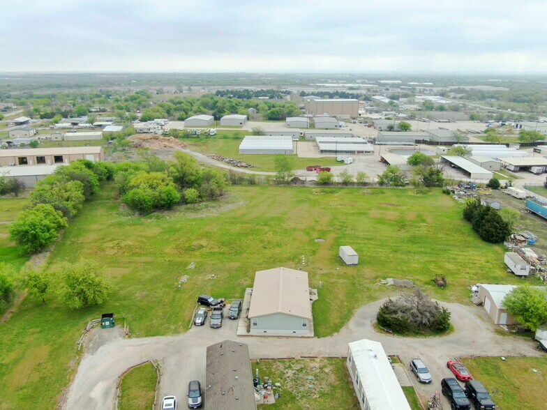 More Photos Of 4612 County Road 616, Alvarado Multifamily For Sale