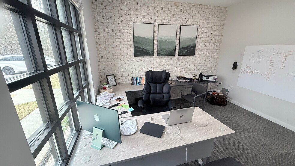 More Photos Of 6110 McFarland Station Dr, Alpharetta Office For Sale