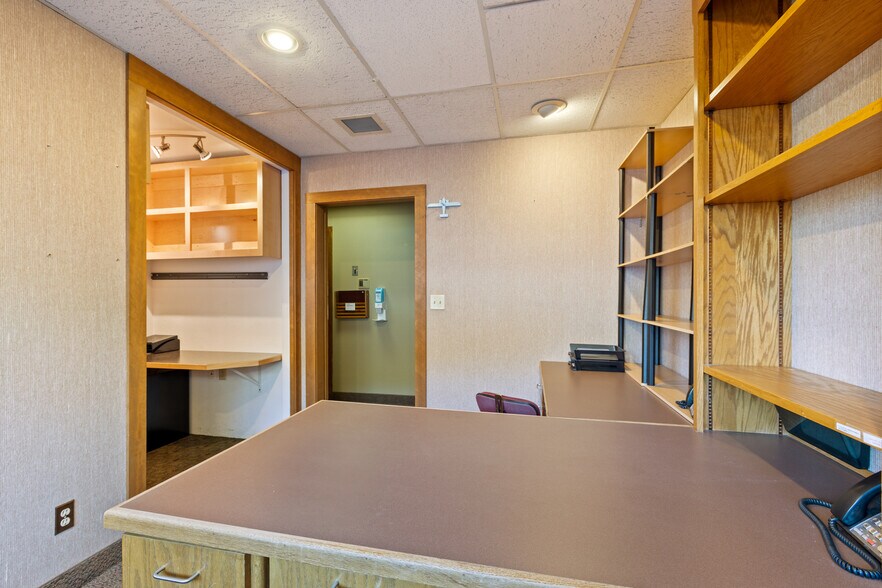 More Photos Of 2435 NW Kline St, Roseburg Medical For Lease