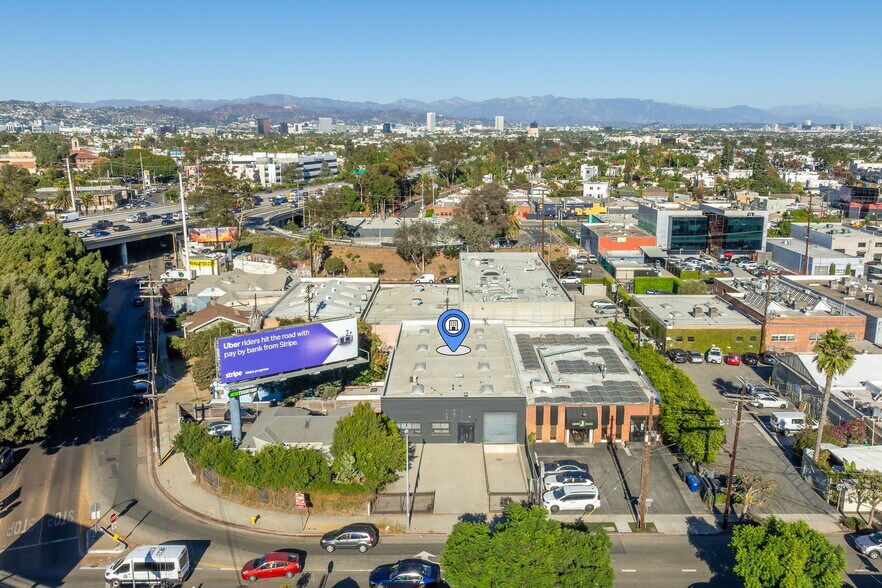 More Photos Of 3364 S Robertson Blvd, Los Angeles Warehouse For Sale