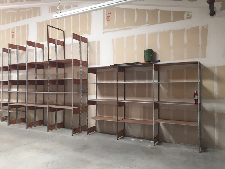 More Photos Of 8725 Youngerman Ct, Jacksonville Warehouse For Sale