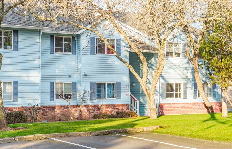 More Photos Of 723 SE 60th Ave, Portland Apartments For Sale