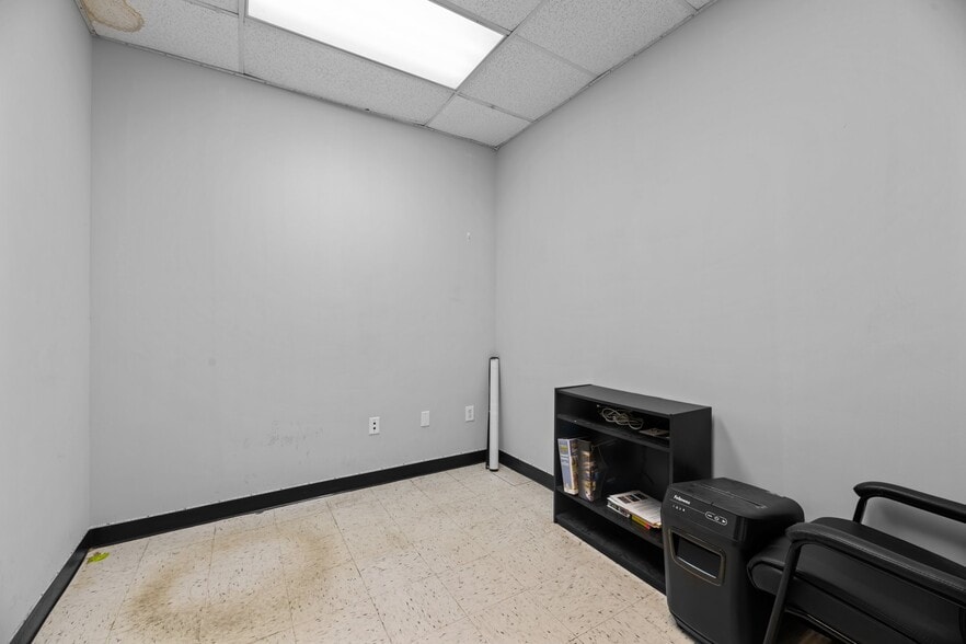 More Photos Of 3283 Frog Level Rd, Greenville Warehouse For Sale