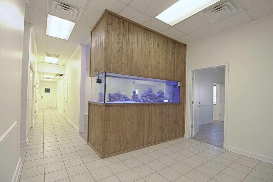 More Photos Of 18025 W Little York Rd, Katy Flex For Sale