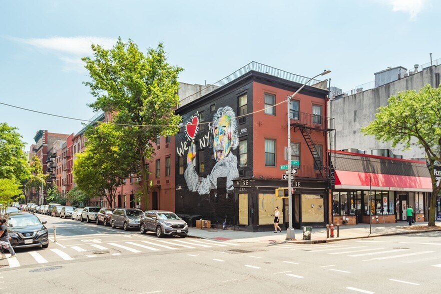 More Photos Of 212 Eighth Ave, New York Apartments For Sale
