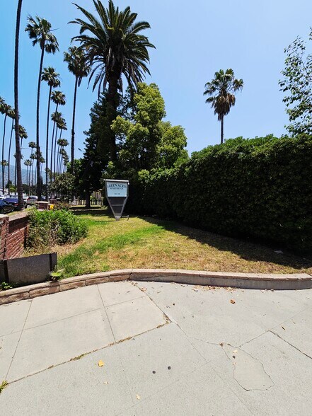 More Photos Of 1142-1148 Western Ave, Glendale Apartments For Sale