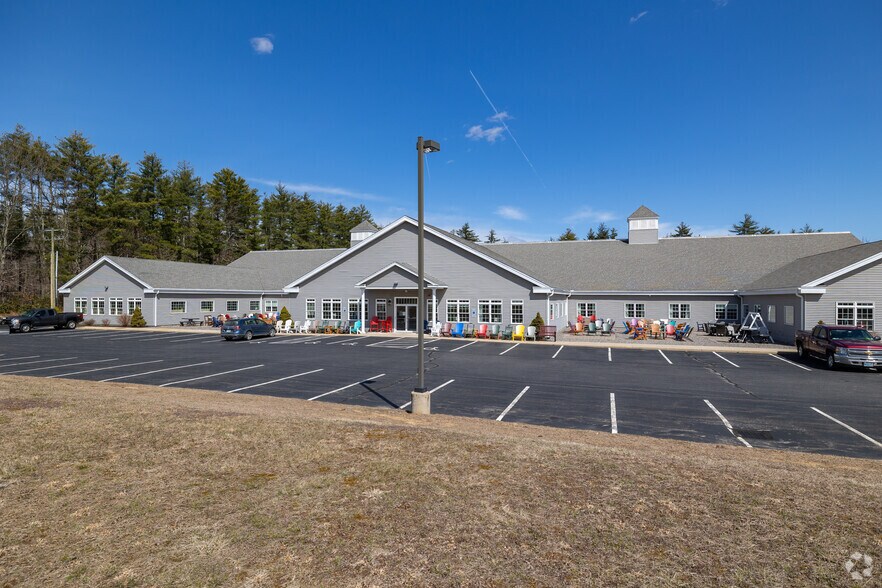 More Photos Of 411 Rt-108, Somersworth Freestanding For Sale