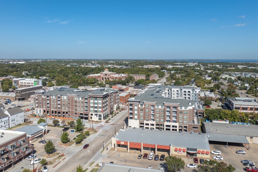 More Photos Of 100 E Main St, Lewisville Apartments For Lease
