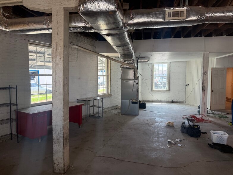 More Photos Of 46 Jefferson St, Brookville Storefront Retail Residential For Sale