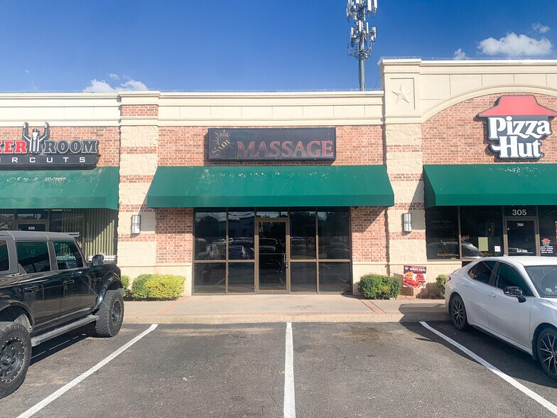 More Photos Of 305 Frankford Ave, Lubbock Unknown For Lease