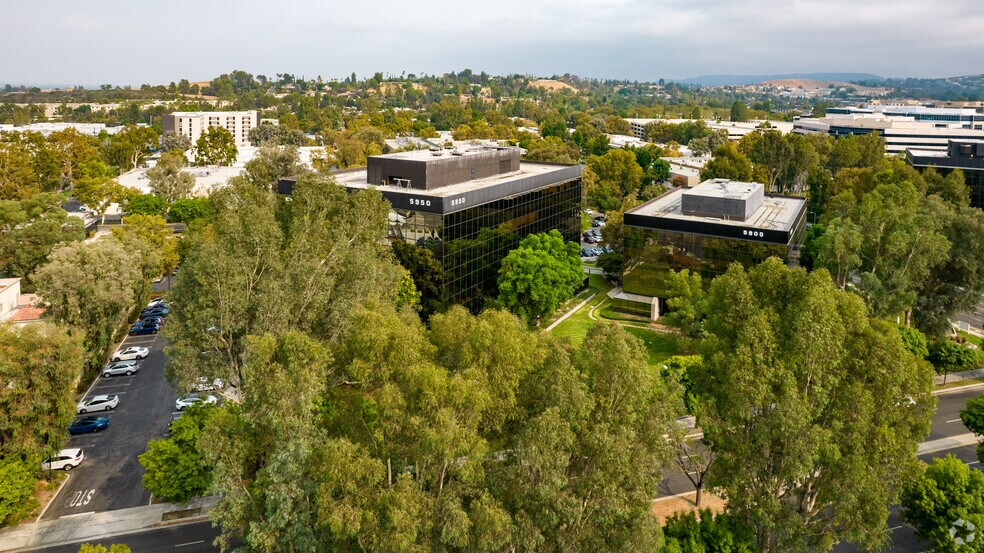 More Photos Of 5900 Canoga Ave, Woodland Hills Office For Lease