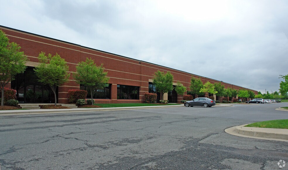 Primary Photo Of 20417-20435 Seneca Meadows Pky, Germantown Flex For Lease