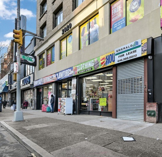 Primary Photo Of 2929 3rd Ave, Bronx Medical For Lease