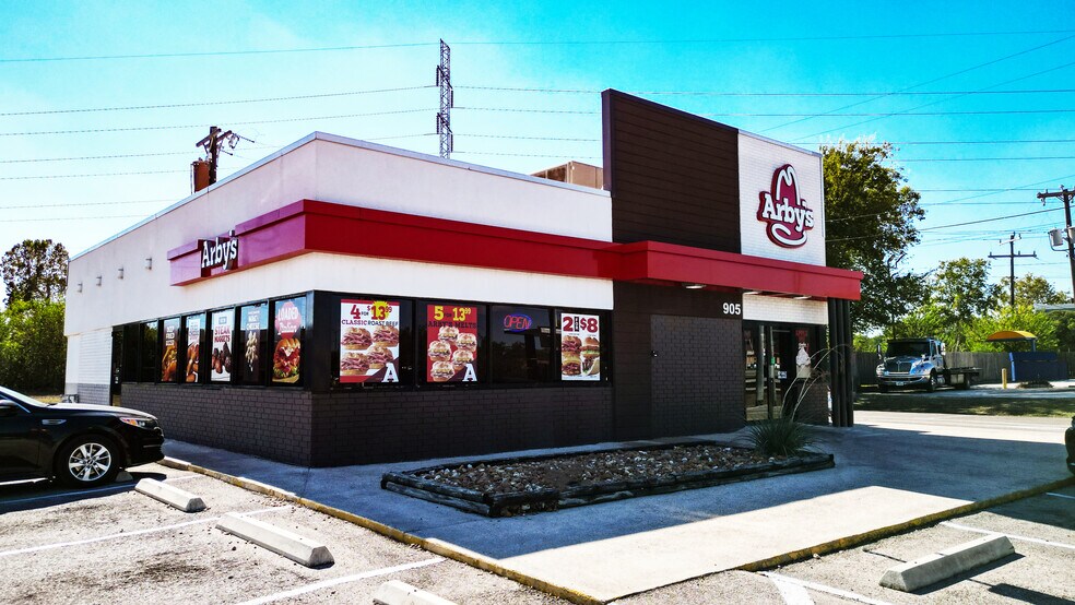 Primary Photo Of 905 Pat Booker Rd, Universal City Fast Food For Lease