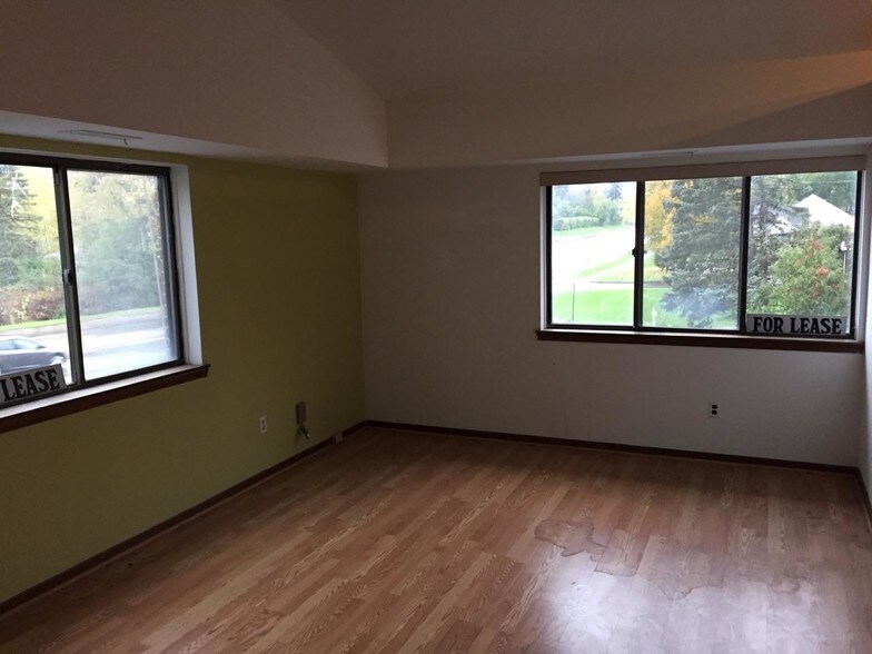 More Photos Of 2310 Packard Rd, Ypsilanti Medical For Lease