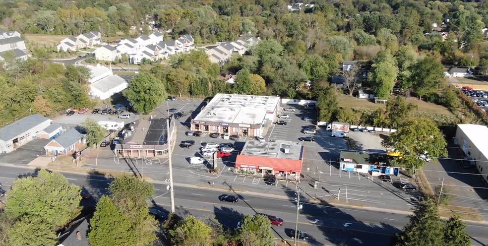 More Photos Of 7565-7569 Centreville Rd, Manassas Unknown For Lease