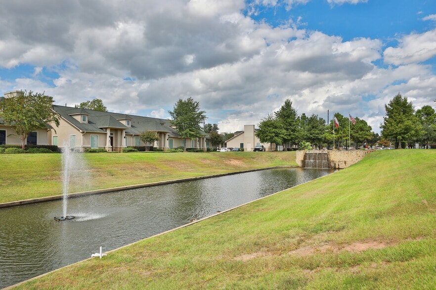 More Photos Of 11607 Spring Cypress Rd, Tomball Office For Sale