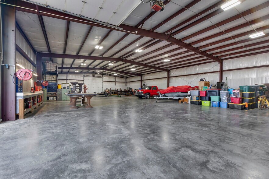 More Photos Of 2948 State Highway V, Matthews Light Manufacturing For Sale