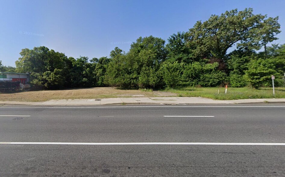 More Photos Of 5427 Annapolis Rd, Bladensburg Land For Sale