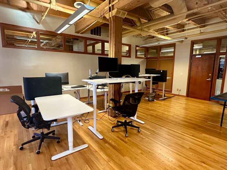More Photos Of 222 N 2nd St, Minneapolis Office For Lease