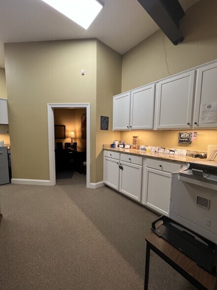 More Photos Of 7253 Goodman Rd, Olive Branch Office For Lease