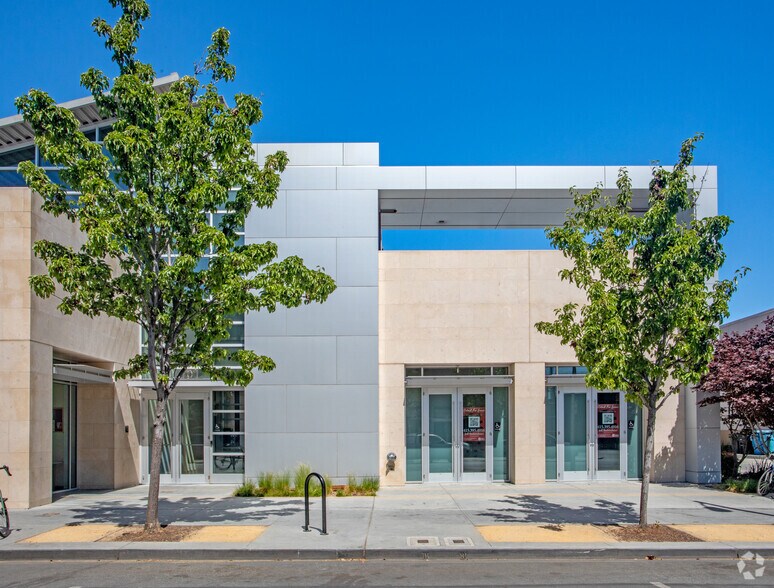 More Photos Of 101 Forest Ave, Palo Alto Office For Lease