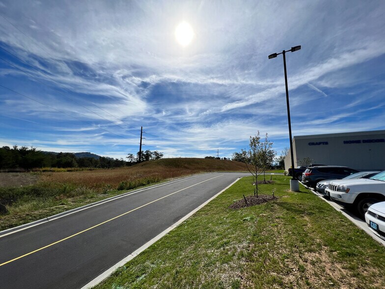 More Photos Of 99999 Northridge Commons Pky, Weaverville Land For Sale