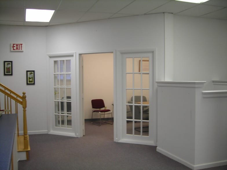 More Photos Of 280 Talcottville Rd, Vernon Medical For Lease