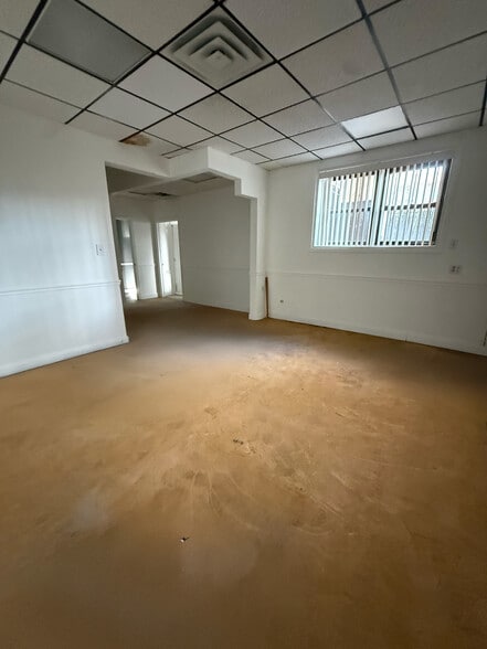 More Photos Of 7840 164th St, Fresh Meadows Apartments For Lease