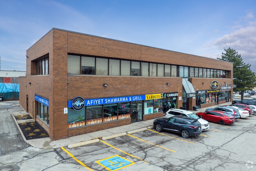 Primary Photo Of 1050 Finch Av W, Toronto Storefront Retail Office For Lease