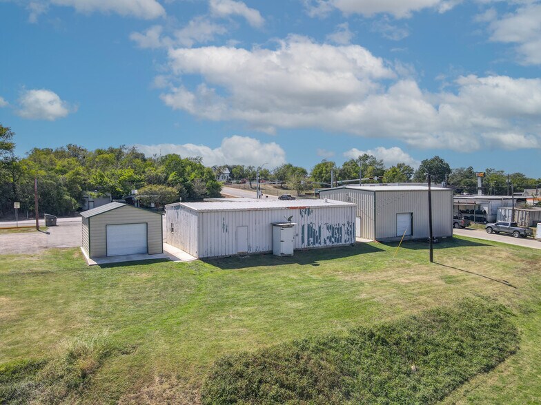 More Photos Of 415 TX-36, Caldwell Land For Sale
