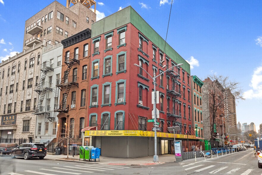 Primary Photo Of 21 Rutgers St, New York Apartments For Sale