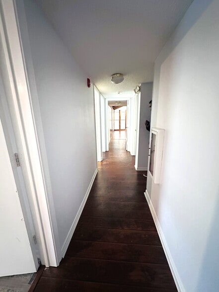 More Photos Of 722 E Wheatland Rd, Duncanville Office For Sale