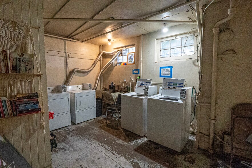 More Photos Of , Tacoma Multifamily For Sale